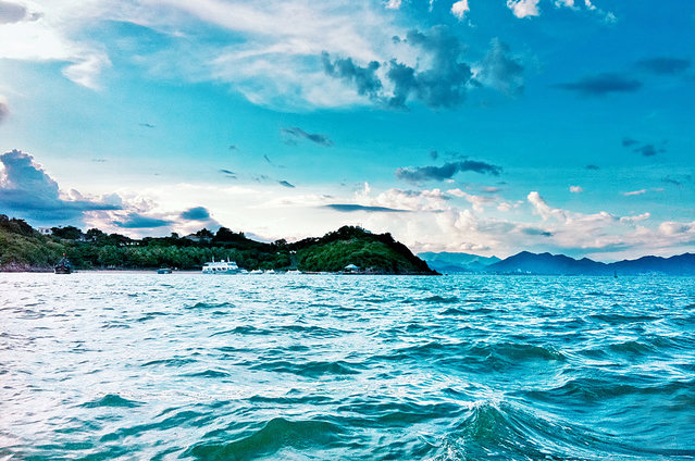 10 vịnh biển đẹp nao l&ograve;ng kh&oacute; cưỡng lại